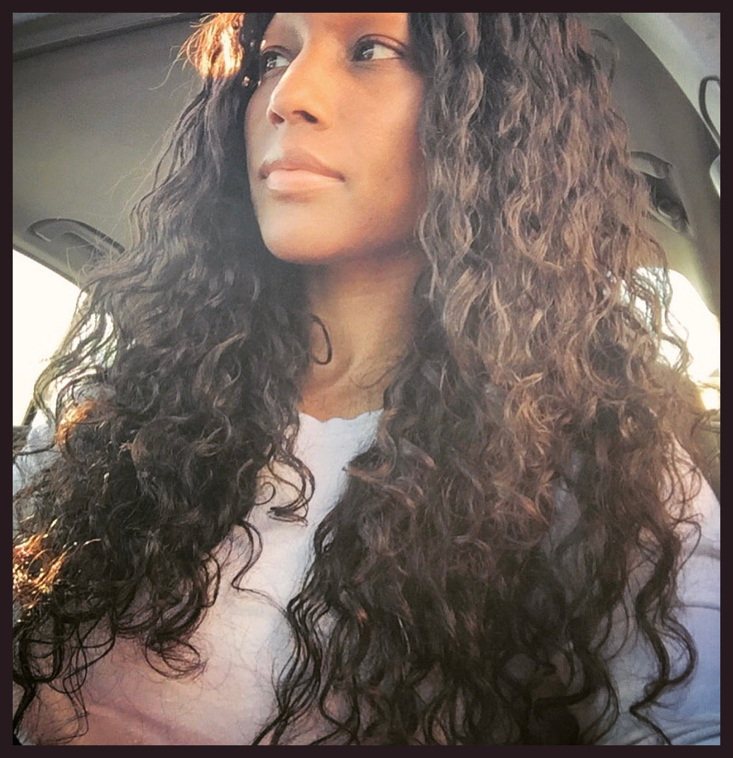 SOLANGE CURLY